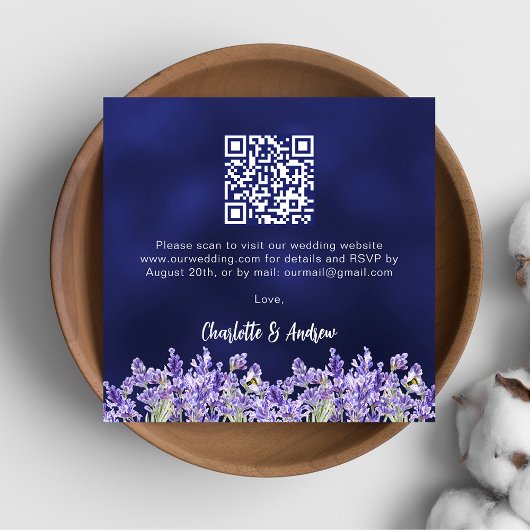 Lavendel bloemen marine blauw QR code bruiloft RSV Informatiekaartje