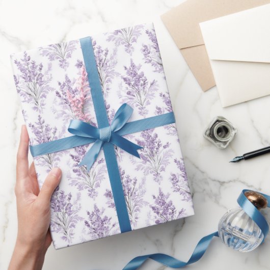 Lavendel Bloemen Verjaardag Cadeaupapier (Geschenken)