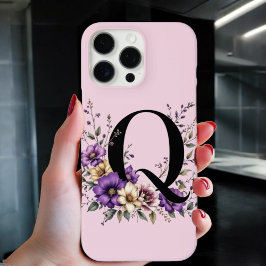 Lavendel Bloom: Monogrammed Initiaal 'Q' iPhone 16 Pro Max Hoesje