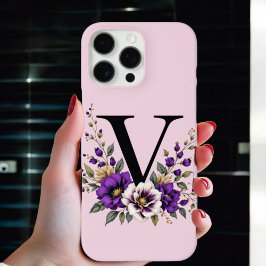 Lavendel Bloom: Monogrammed Initiaal 'V' iPhone 16 Pro Max Hoesje