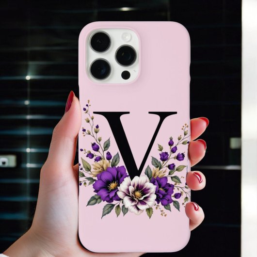 Lavendel Bloom: Monogrammed Initiaal 'V' Case-Mate iPhone Case