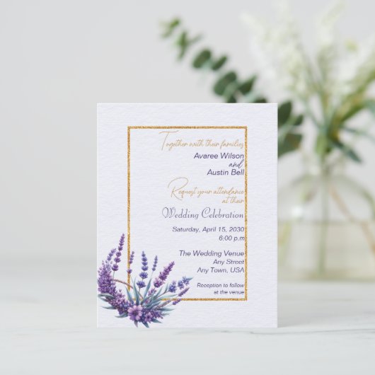 Lavendel boeket BUDGET bruiloft uitnodiging (Staand voorkant)