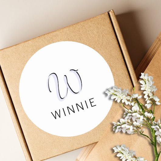 Lavendel Elegant Initiaal Zwart Naam | Modern  Ronde Sticker