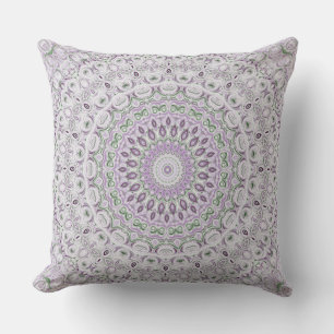 Lavendel en Groen Mandala Patroonontwerp Kussen