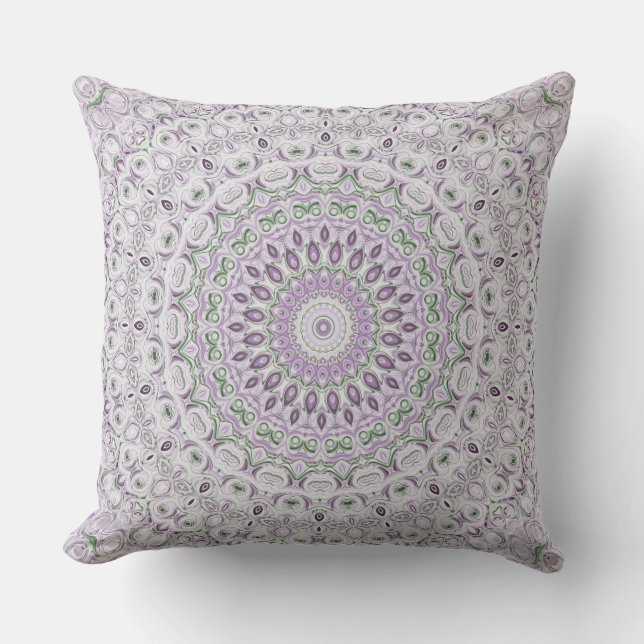 Lavendel en Groen Mandala Patroonontwerp Kussen (Voorkant)