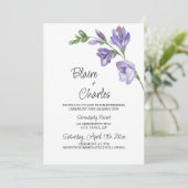 Lavendel en groene bloemen huwelijksuitnodiging kaart (Staand voorkant)