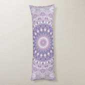 Lavendel en Sering Mandala Patroon Lichaamskussen (Achterkant (Verticaal))