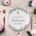 Lavendel groen violette bloemen Bevestiging Papieren Bordje<br><div class="desc">Een witte achtergrond. Versierd met lavendelbloemblaadjes,  eucalyptusgroen en een vals gouden kruis. Personaliseer en voeg een naam en een datum toe.</div>