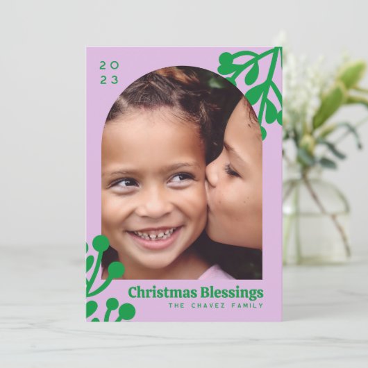 Lavendel Holly bessen Kerstmis foto boog Feestdagenkaart (Staand voorkant)