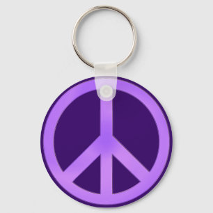 Lavendel op een donkerpaarse vredesteken sleutelhanger