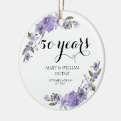 Lavendel paarse bloemetjes 50e trouwdag keramisch ornament (Links)