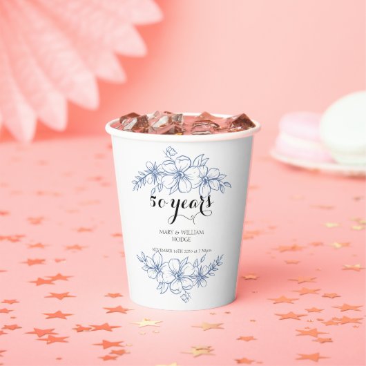 Lavendel paarse bloemetjes 50e trouwdag papieren bekers (Insitu)