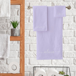 Lavendel Paarse Moderne Script Meisjesachtig Monog Bad Handdoek