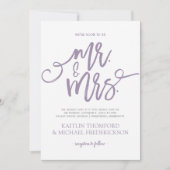 Lavendel-paarse trouwuitnodigingen | Brush Script Kaart (Voorkant)