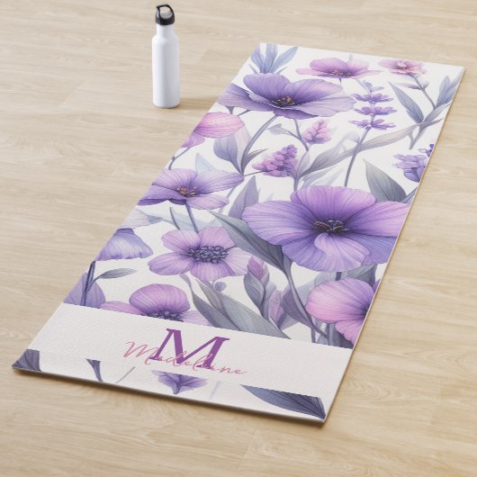 Lavendel Paarse Waterverf Bloemen Naam Monogram Yogamat (In situ)