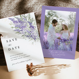 Lavendel & Saliegroen Bloemstuk Foto Bruiloft Save The Date