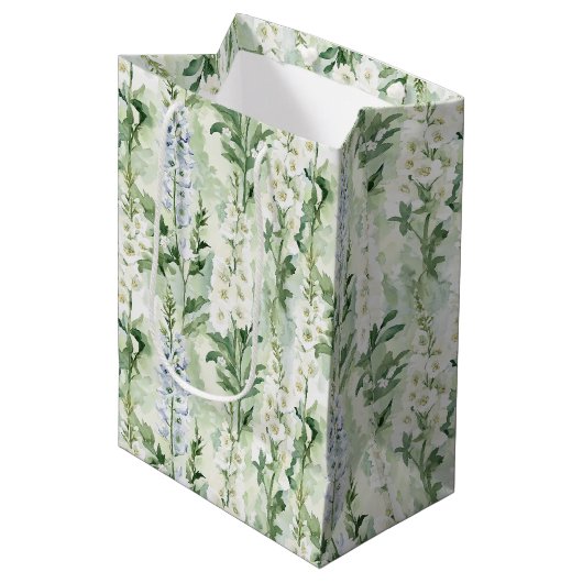 Lavendel Witte Delphinium Bloemen Bruidsdouche Medium Cadeauzakje (Voorkant Gekanteld)