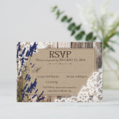 Lavendelbloemen Houten Kant Rustieke RSVP Kaart (Staand voorkant)