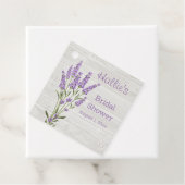 Lavendelbloemen op houten Bruidsdouche Bedankjes Labels (In situ)