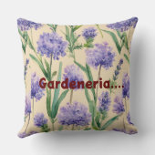 "Lavender Blooms: Gardeneria Inspired Throw Pillow Kussen (Achterkant)