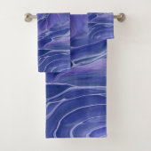 Lavender Blue Marble Acrylic Abstract Bad Handdoek (Insitu)