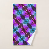 Lavender Clematis-bloem in de trallis Bad Handdoek (Handdoek)