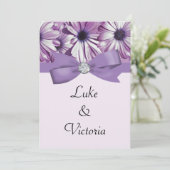 Lavender Daisies Bow & Ribbon Wedding Kaart (Staand voorkant)