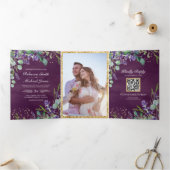 Lavender en Eucalyptus Paarse QR Code Weddenschap Drieluik Uitnodiging (Binnen)