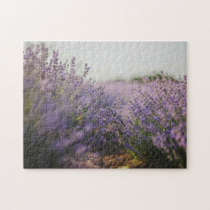 Lavender Field building Jigzaag Puzzle Legpuzzel