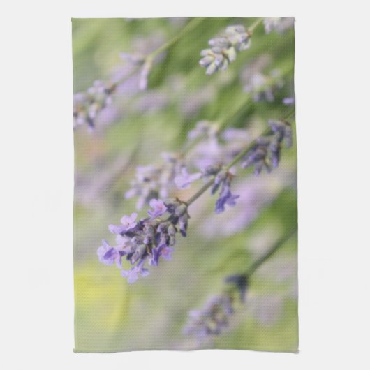 Lavender Flowers. Theedoek (Verticaal)