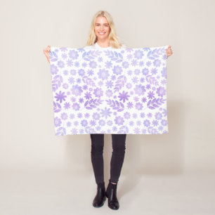 Lavender Hand Drawn Floral Pattern Fleece Deken