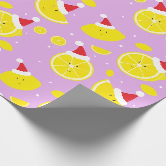 Lavender Happy Lemons Santa Hats Pattern Cadeaupapier (Hoek)
