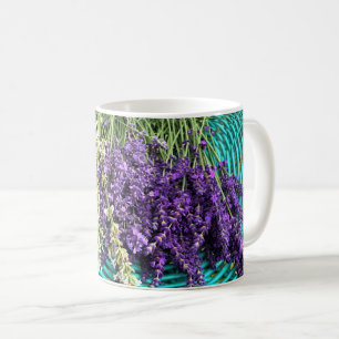 Lavender in een mandje koffiemok