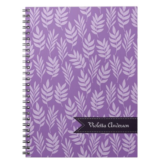 Lavender laat elegant Paars patroon met naam achte Notitieboek (Voorkant)