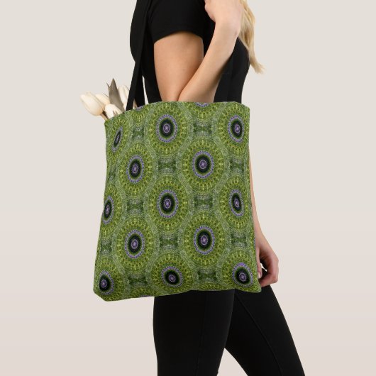 Lavender Mandala Garden...... Tote Bag (Dichtbij)