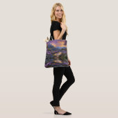 Lavender Mountain Valley bij zonsopgang Tote Bag (Op model)