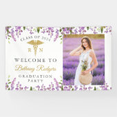 Lavender Paars Floral Gold RN Nursing Afstuderen Spandoek (Horizontaal)