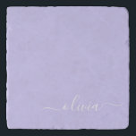 Lavender Paars Modern Script Girly Monogram Naam Trivet<br><div class="desc">Lavender Paars Simple Script Monogram Name Stone Trivet. Dit maakt het perfecte afstuderen,  de verjaardag,  de bruiloft,  het vrijgezellenfeest,  de verjaardag,  het baby shower of het bachelorette feest cadeau voor iemand die van glam luxe en chic stijlen houdt.</div>