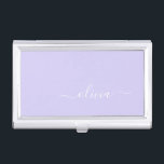 Lavender Paars Modern Script Girly Monogram Naam Visitekaarthouder<br><div class="desc">Lavender Paars Simple Script Monogram Name Business Card Holder. Dit maakt de perfecte liefhebbende 16 verjaardag,  bruiloft,  vrijgezellenfeest,  verjaardagsdag,  baby shower of vrijgezellenfeest voor iemand die van luxe glam en stijl houdt.</div>