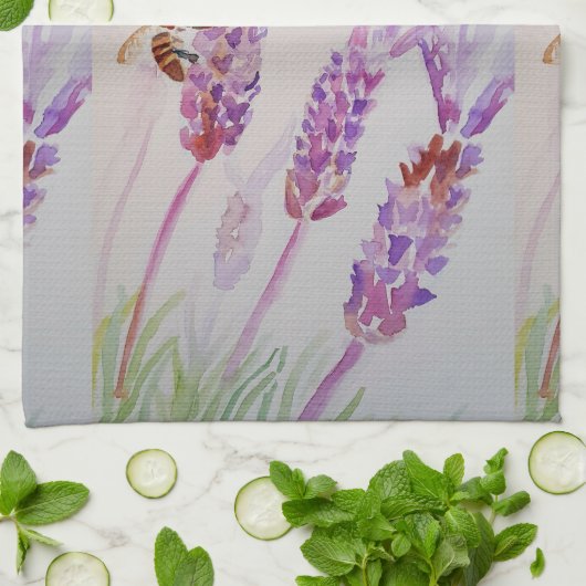 Lavender Paarse Floral Art maakt zich geen zorgen  Theedoek (Gevouwen)