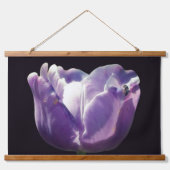 Lavender Tulip With Tiny Bee Close Up Hangend Wandkleed (Voorkant)
