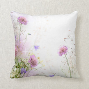 Lavender Wild Flowers Pool Throw Couch Pillow Kussen