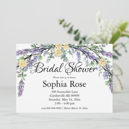 Lavender Yellow Rose en Eucalyptus Invitation Kaart (Staand voorkant)