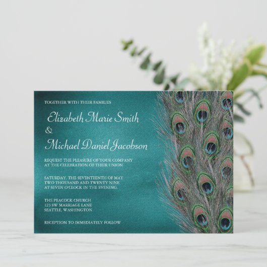 Lavish Peacock Feathers Wedding Invitation Kaart (Staand voorkant)
