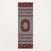 LavishlyOn City State School Business Red Letter O Yogamat (Voorkant)