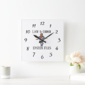 Law & Order Clock Vierkante Klok (Huis)