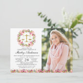 Law School Afstuderen Pink Gold Floral Afstudeerde Kaart (Staand voorkant)