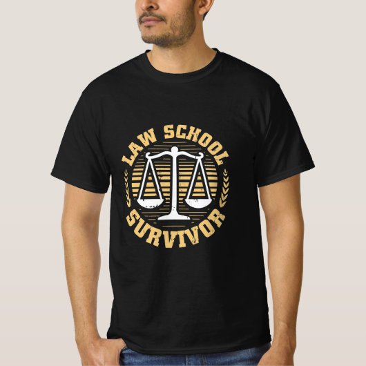 Law School Survivor T-shirt (Voorkant)
