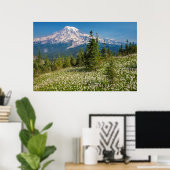 Lawinelelies en Mount Rainier Poster (Thuiskantoor)