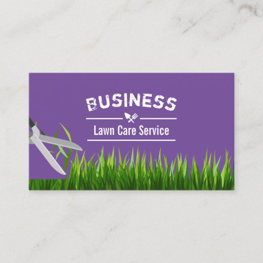 Lawn Care & Landscaping Service Modern Paars Visitekaartje (Voorkant)